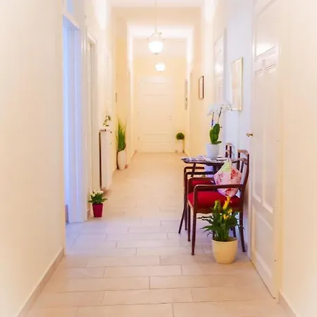 Aparthotel Diana